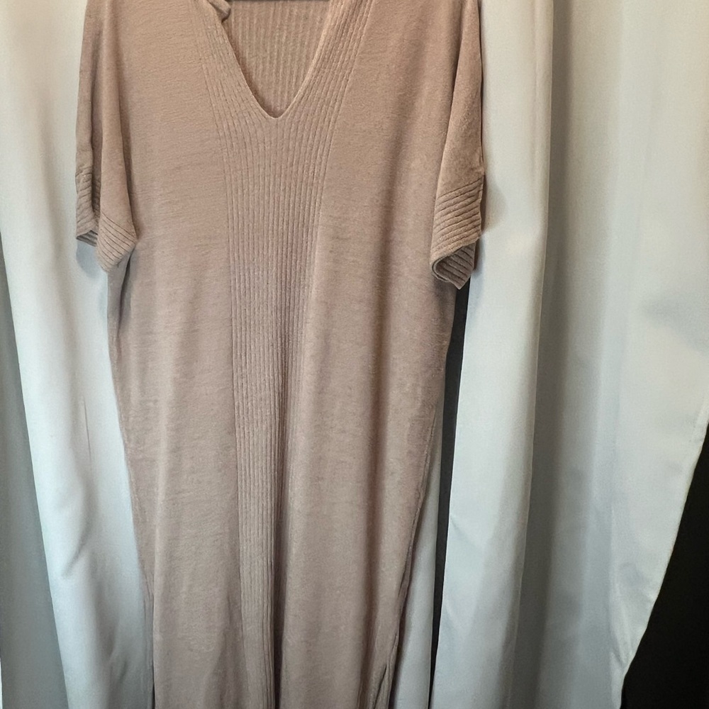 Barefoot Dreams Cozy V-Neck Knit dress - Picture 2 of 5